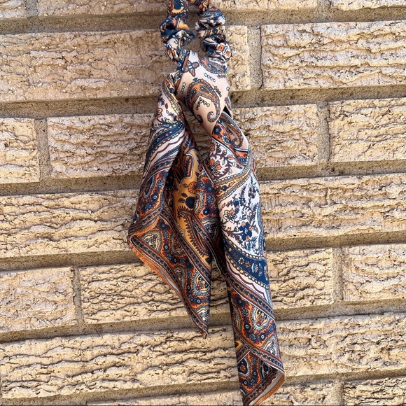 Paisley Satin Bow Scrunchie - Picture 4 of 4